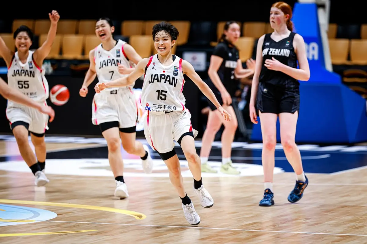 前三节表现, img 前三节表现, img