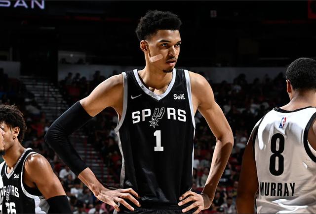 第二节刚开, 出战半场